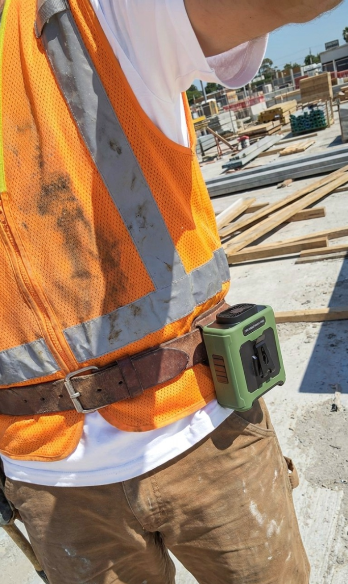 BreezeWear Hands-Free Waist Cooling Fan